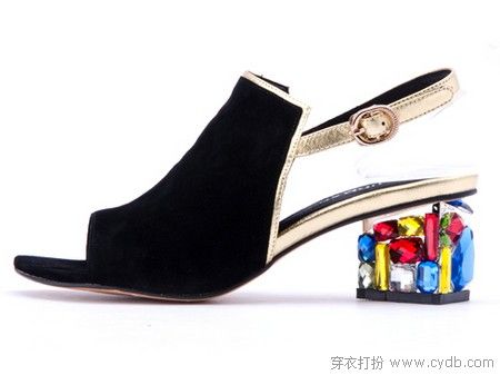 一双会令你变摩登的鞋子