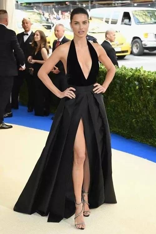 2017 Met Gala - 川久保玲：一位让全球明星们向她致敬的时装设计师