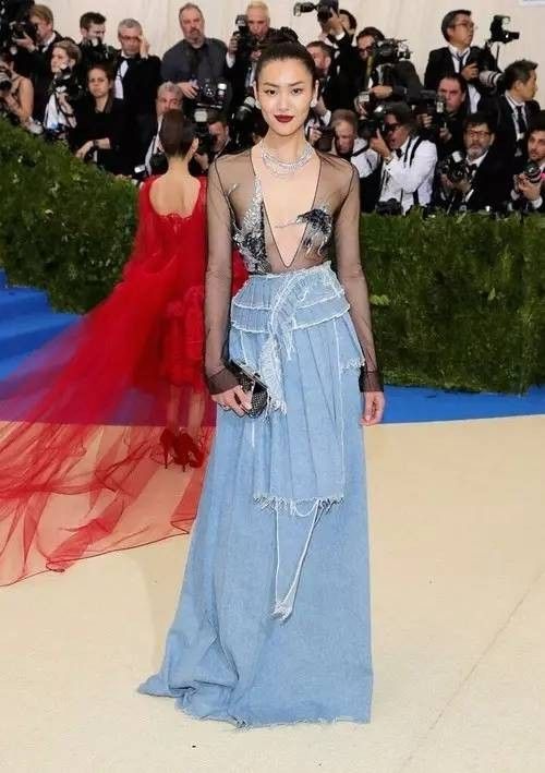 2017 Met Gala - 川久保玲：一位让全球明星们向她致敬的时装设计师